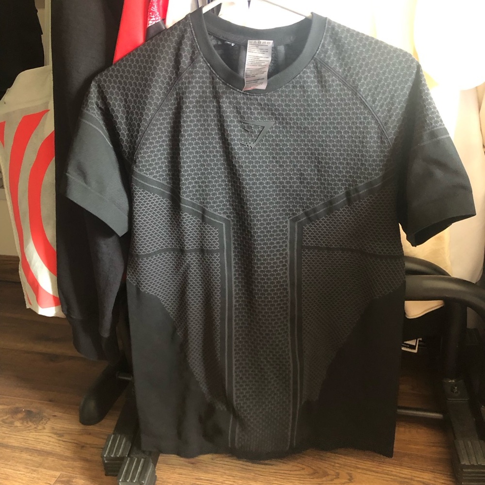 Gymshark Onyx V3 shirt